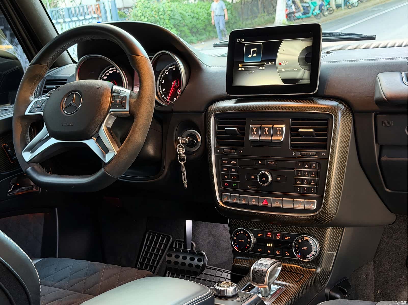 Mercedes-Benz G-Class, 2018 21