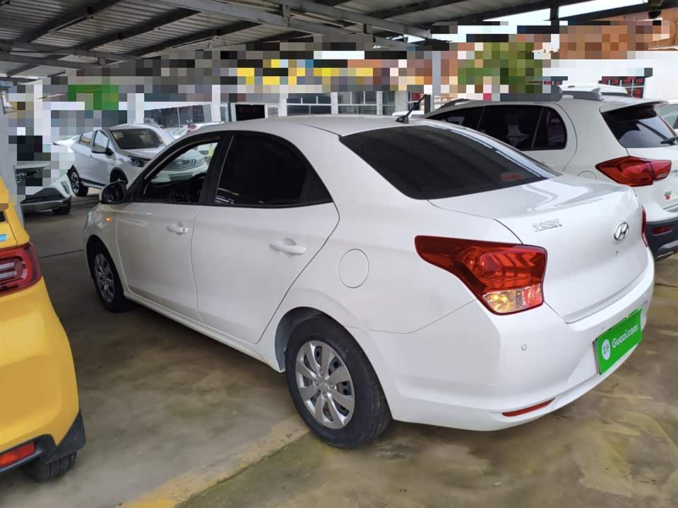 Hyundai Rena
