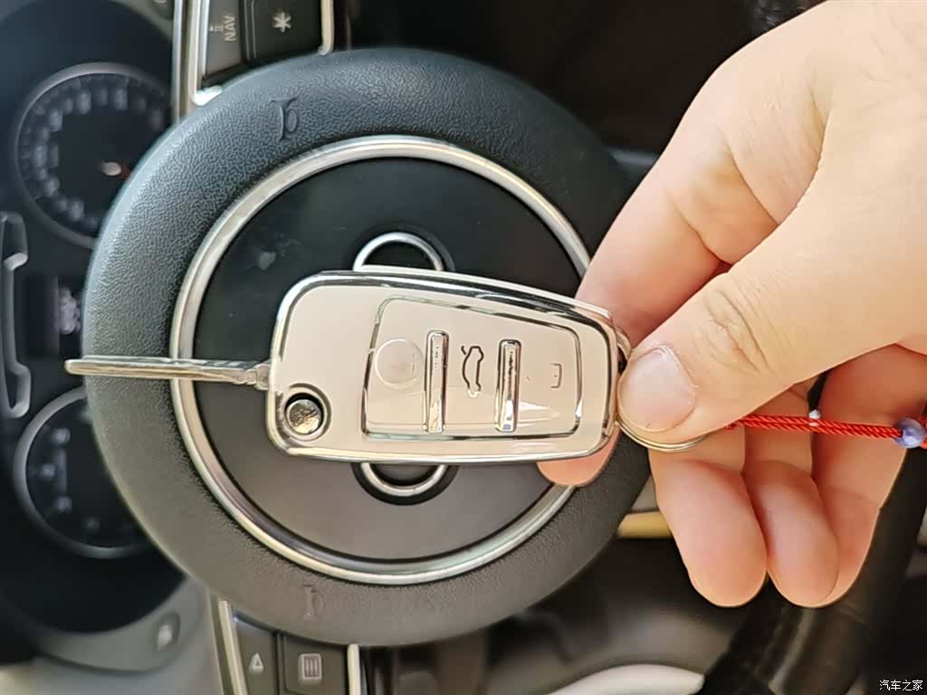 Audi Q3, 2015 9