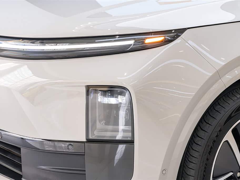 Li Auto Ideal L6