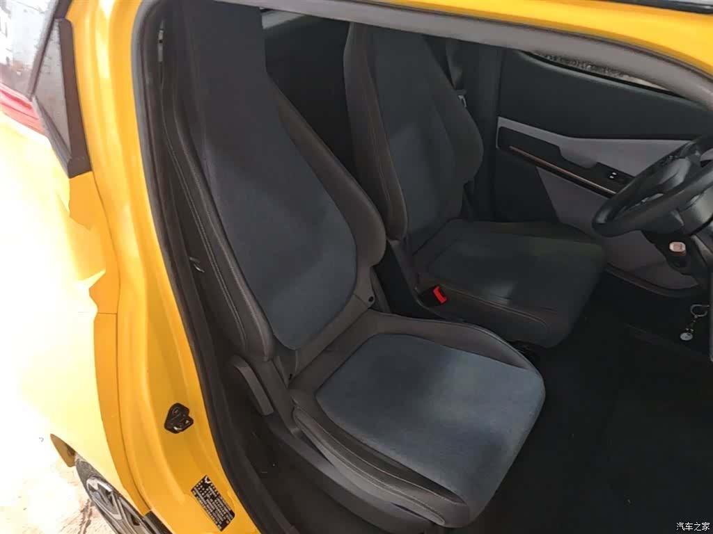 Wuling NanoEV, 2022 24