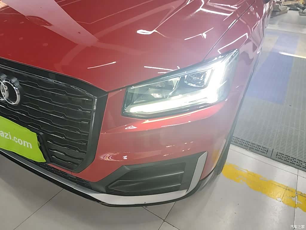 Audi Q2L, 2019 24