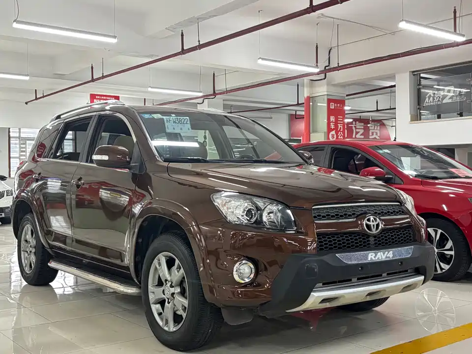 Toyota RAV4 Rongfang