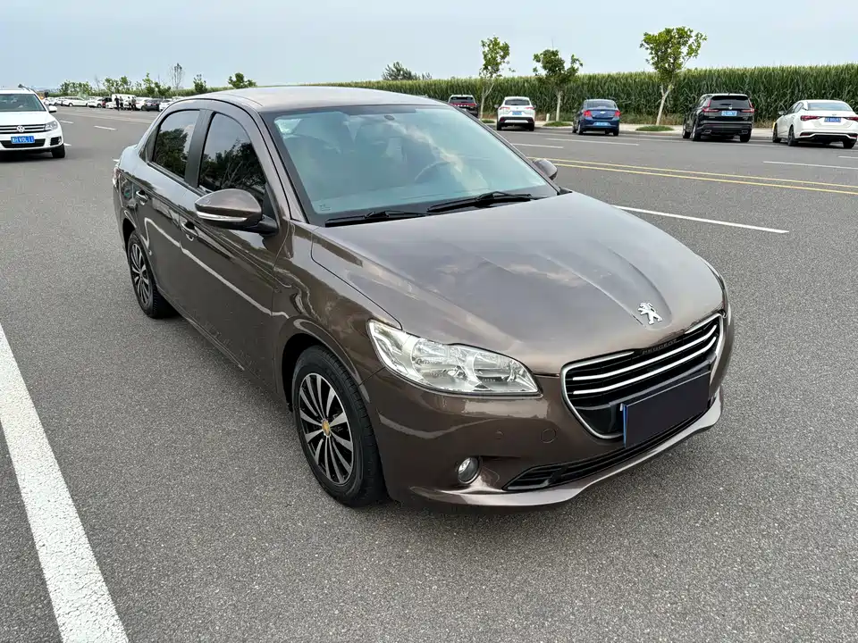 Peugeot 301