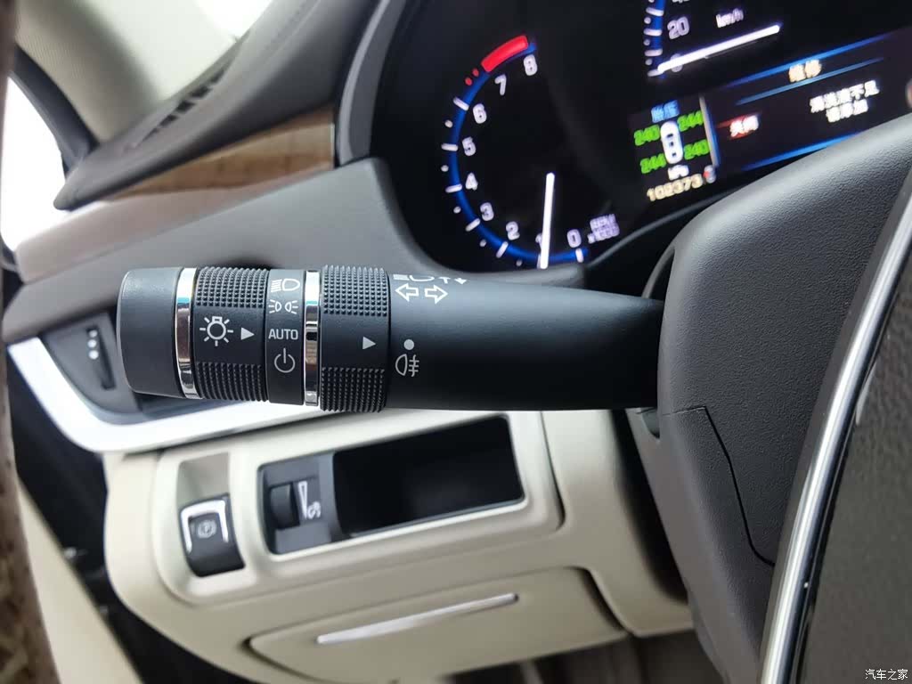 Cadillac XTS, 2014 21