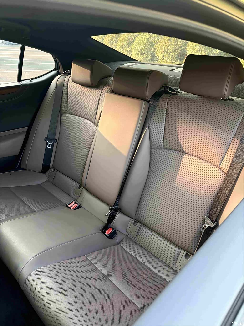 Lexus ES, 2024 13