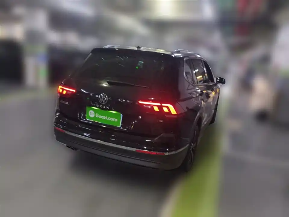 Volkswagen Tiguan L