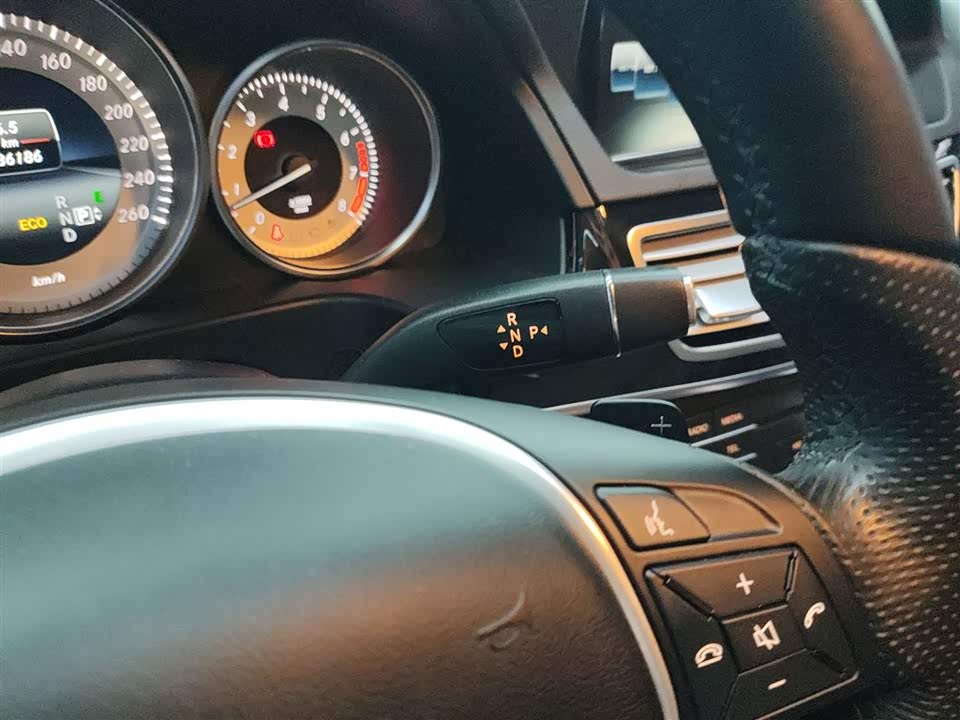 Mercedes-Benz E-class Mercedes-Benz E-class