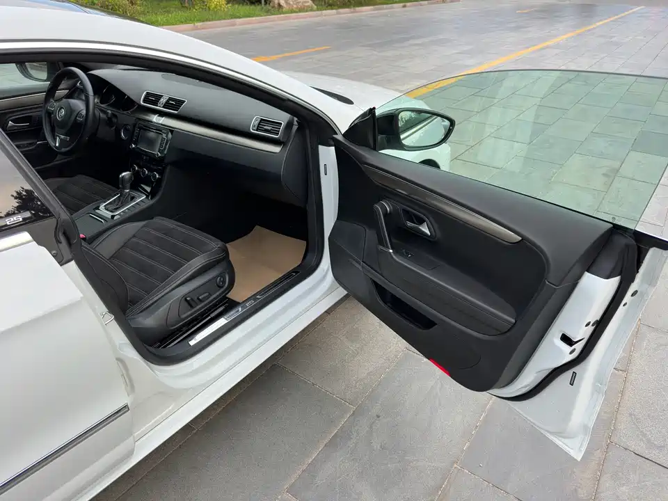 Volkswagen CC Volkswagen CC