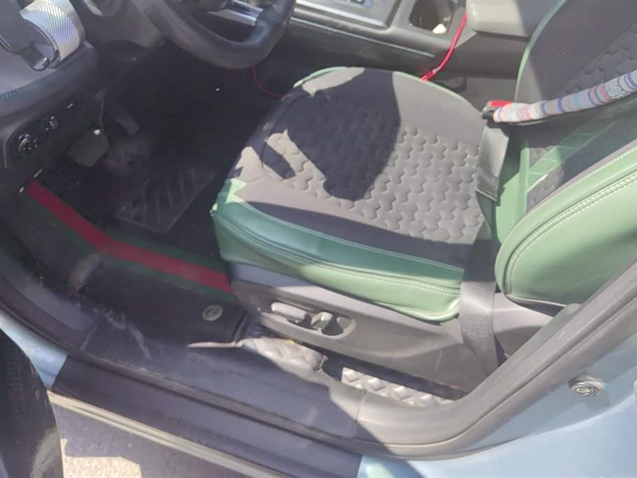 Trumpchi Shadow cool