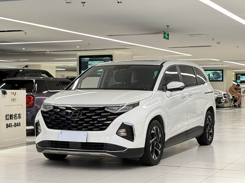 Hyundai Custo