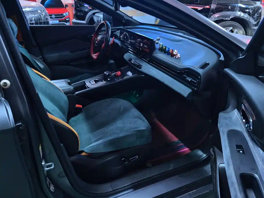 Trumpchi Shadow Leopard