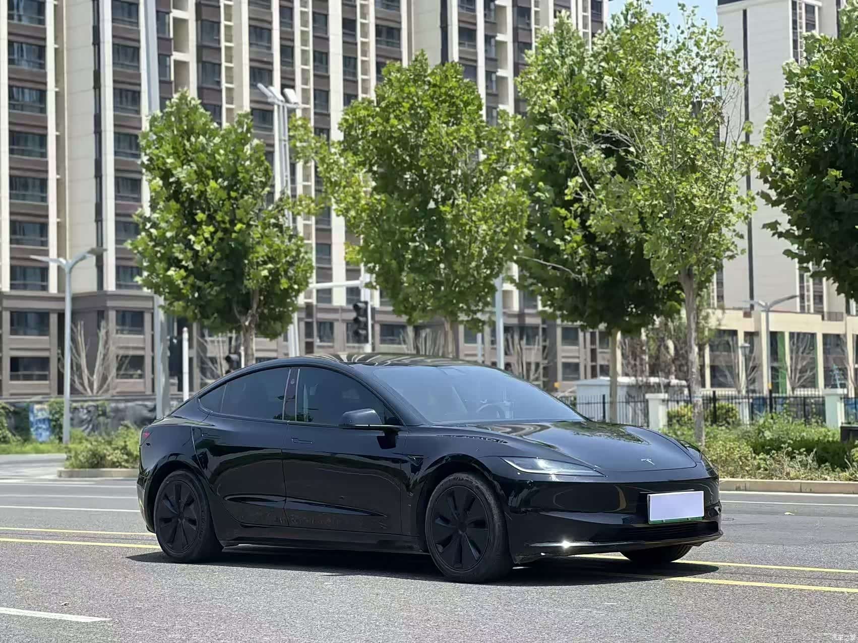 Tesla Model 3, 2024 3