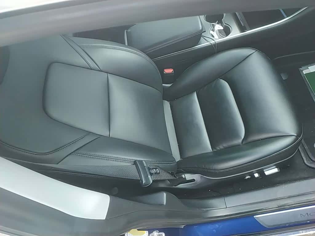 Tesla Model 3, 2020 25