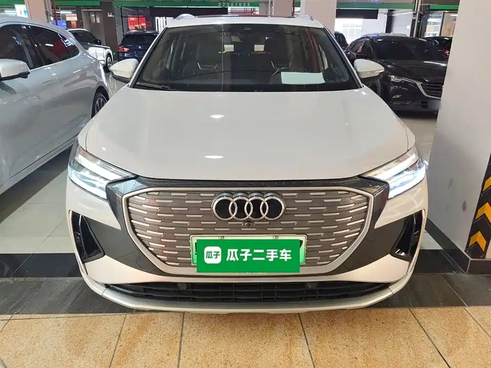 Audi Q4