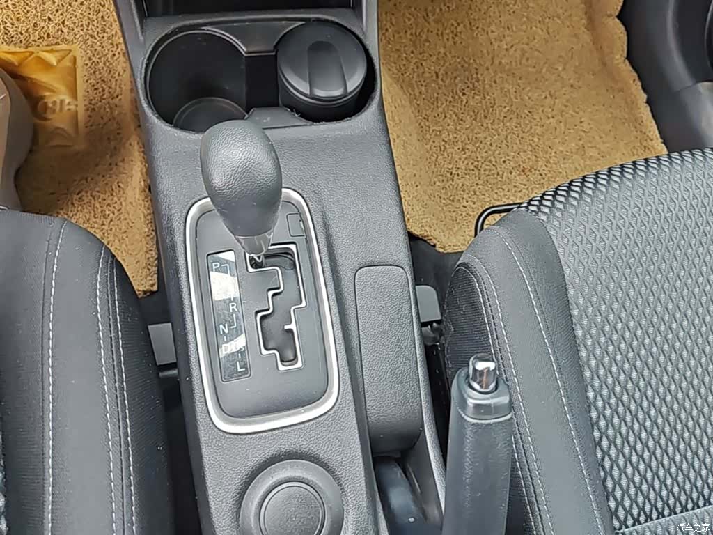 Mitsubishi Outlander, 2017 14