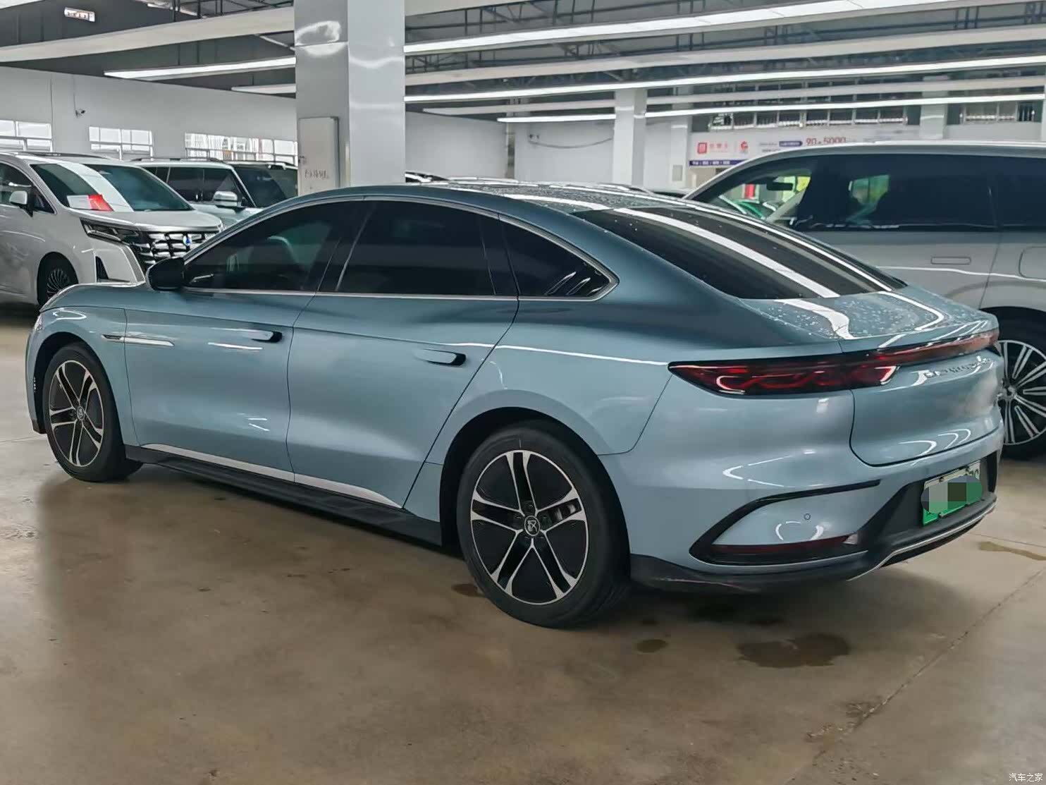 BYD Han, 2023 4