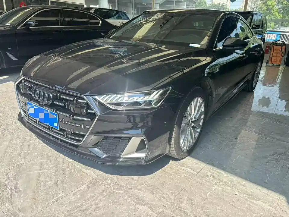 Audi A7L