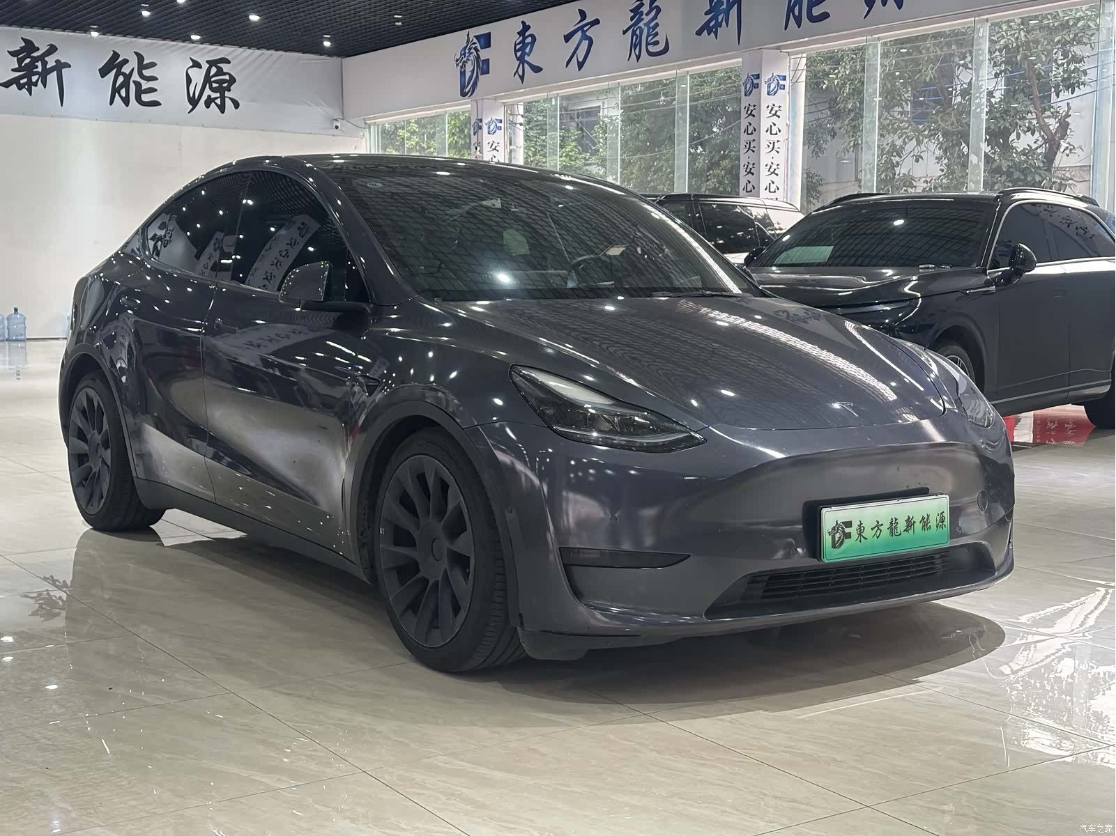 Tesla Model Y, 2023 3