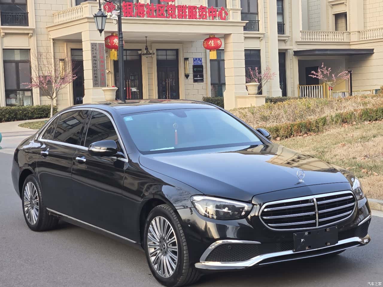 Mercedes-Benz E-Class, 2022 3