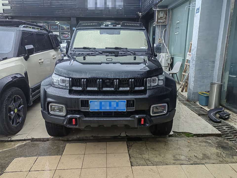 Beijing BJ40