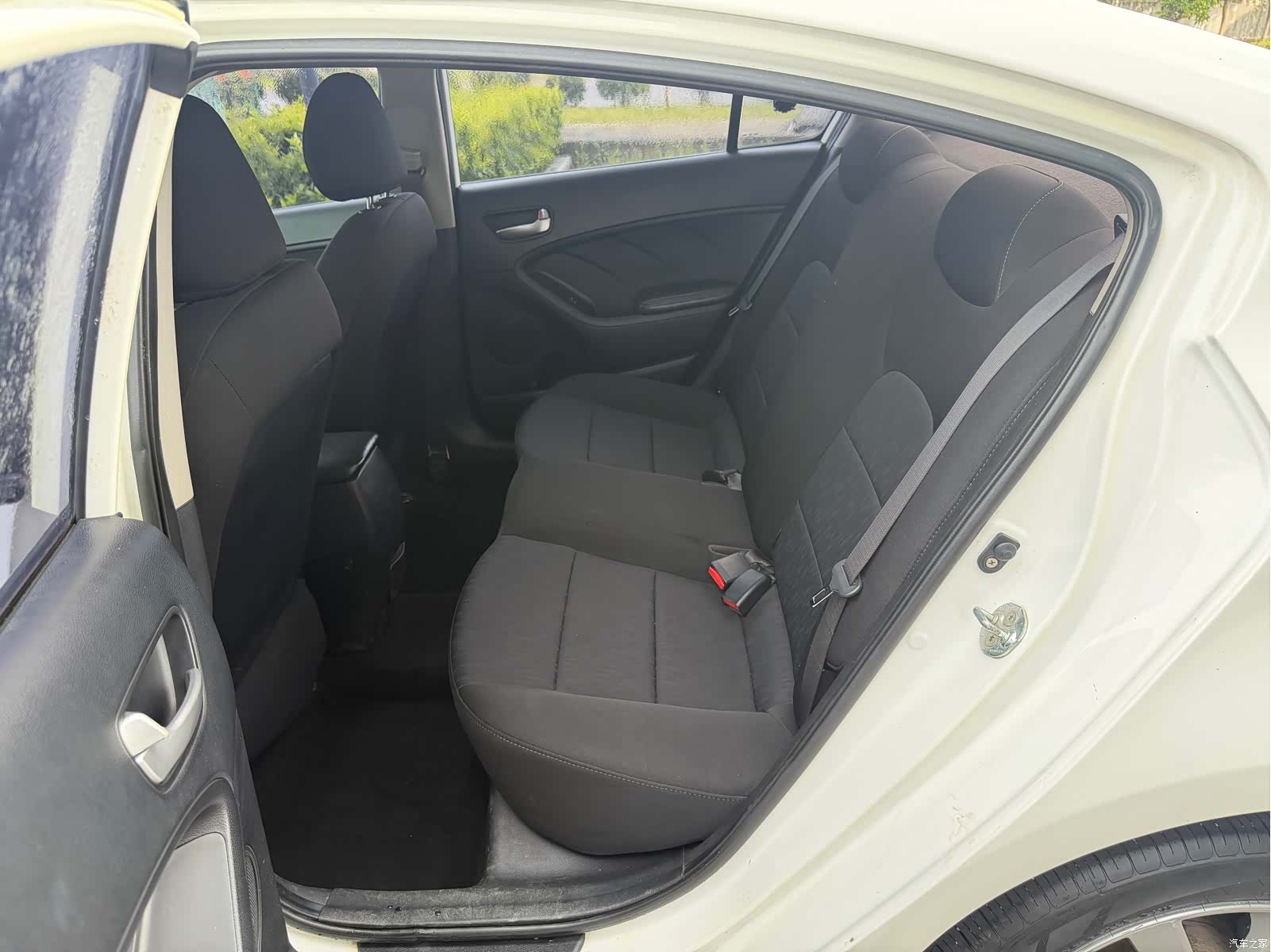 Kia K3, 2015 10
