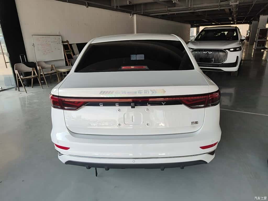 Geely Emgrand, 2025 6