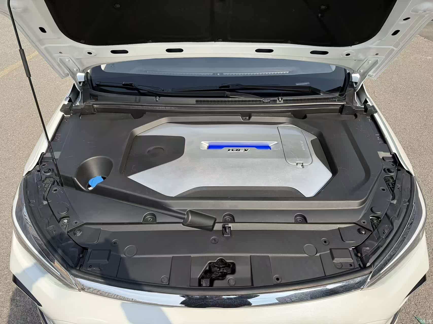 BAIC EU5, 2022 13