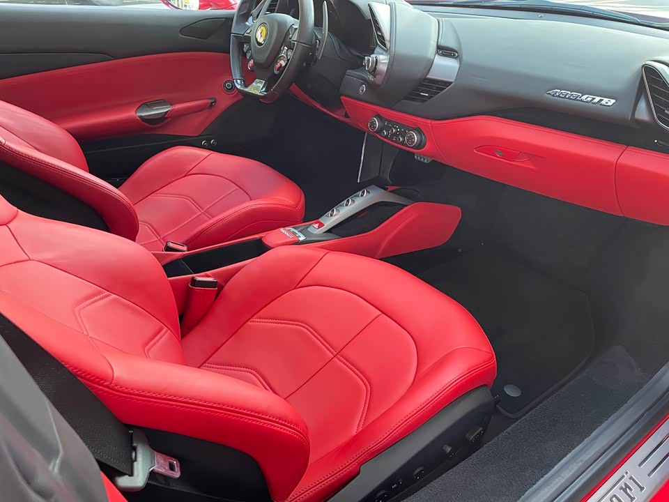 Ferrari 488