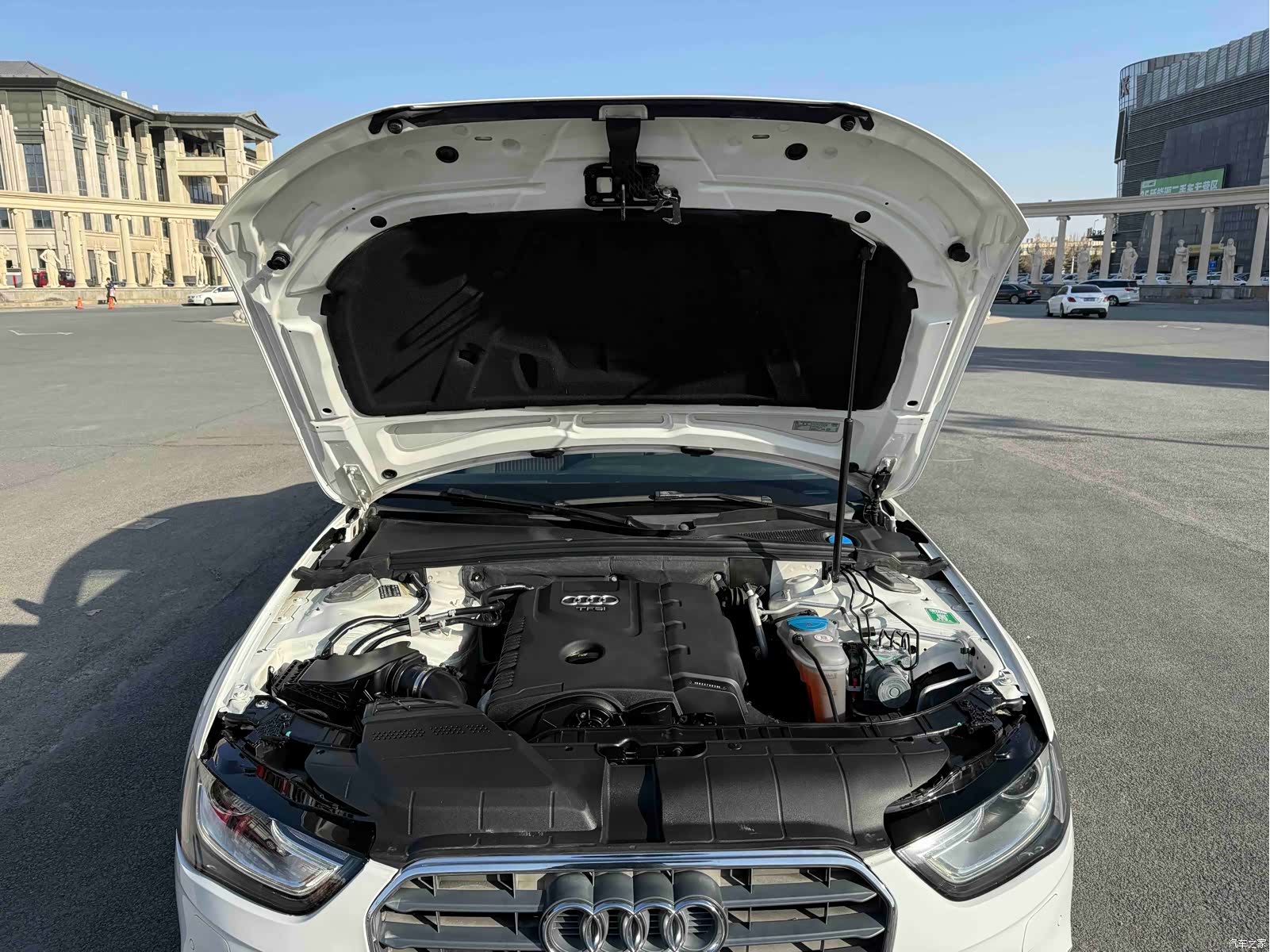 Audi A4L, 2014 17