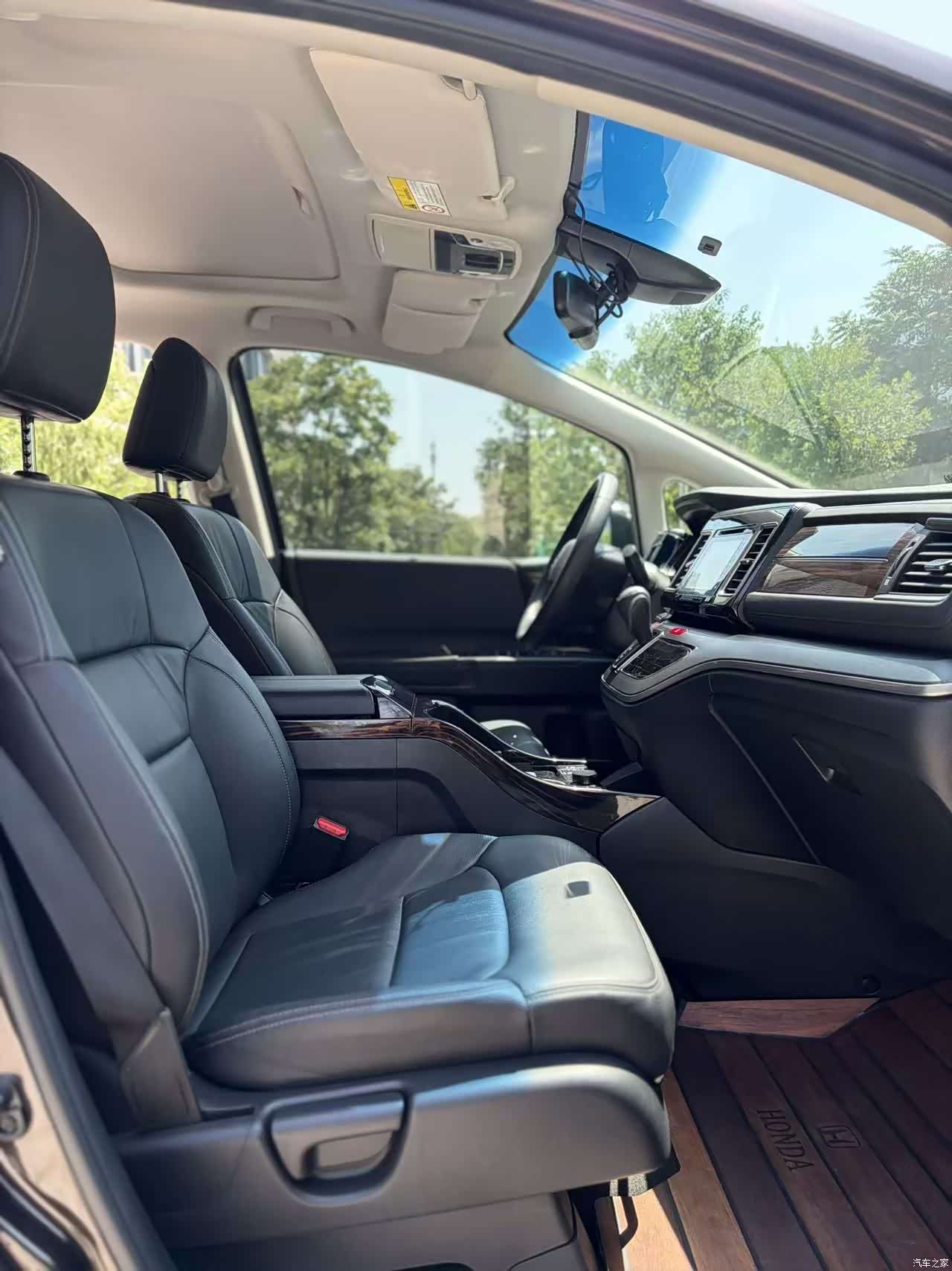 Honda Elysion, 2018 12