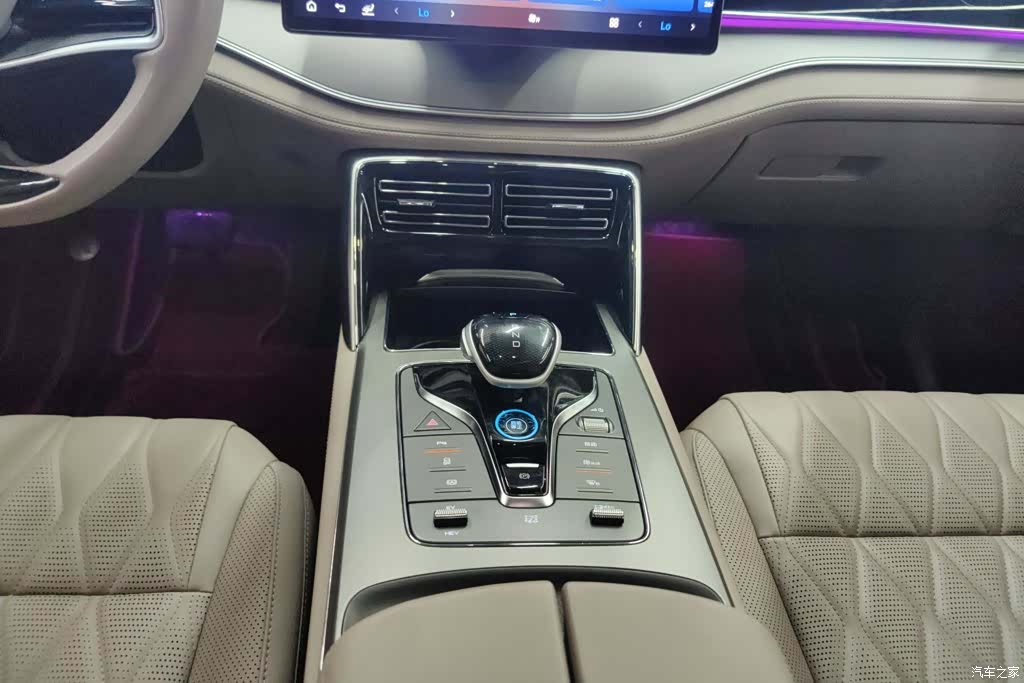 BYD Tang, 2024 16