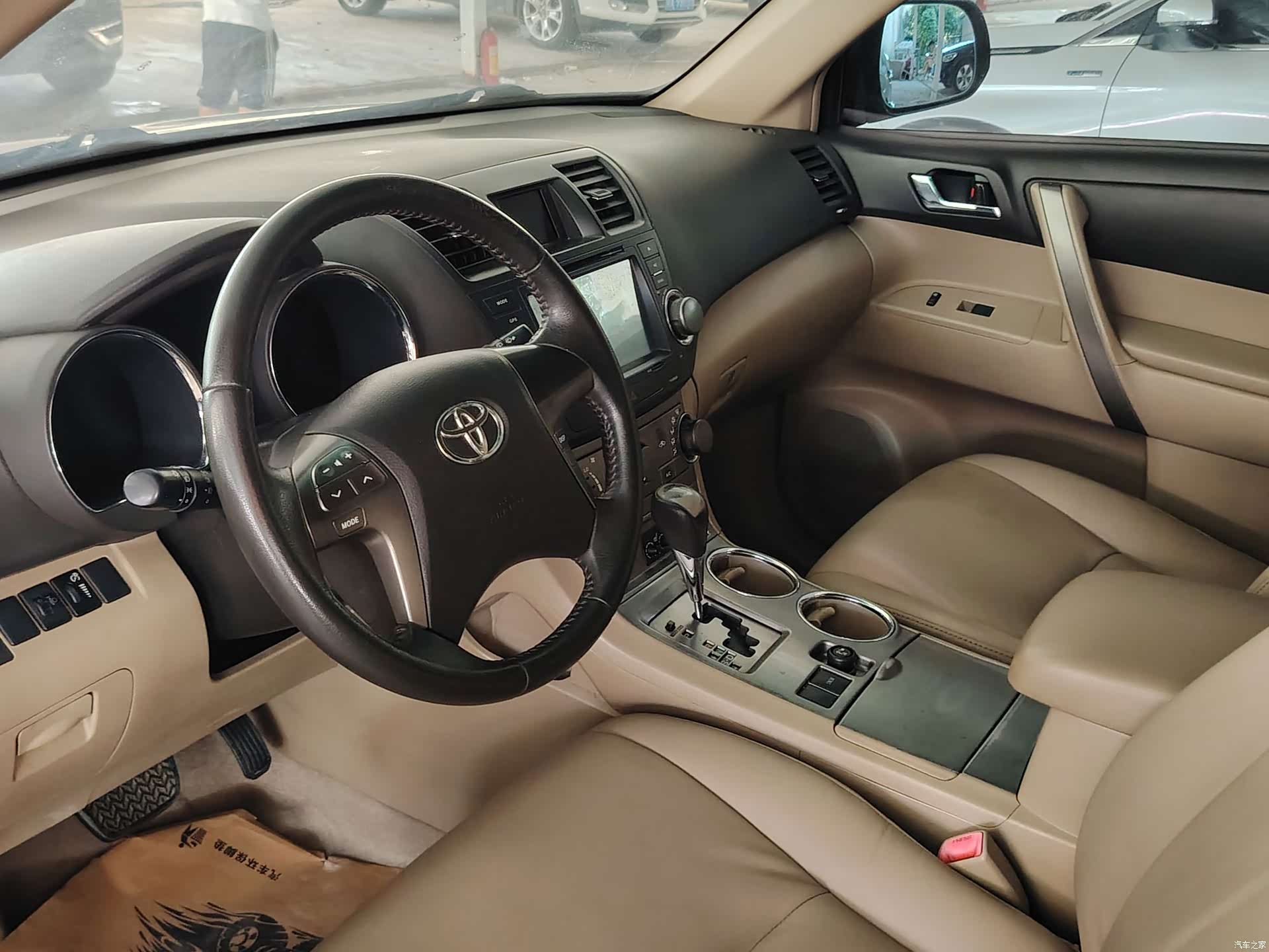 Toyota Highlander, 2011 6