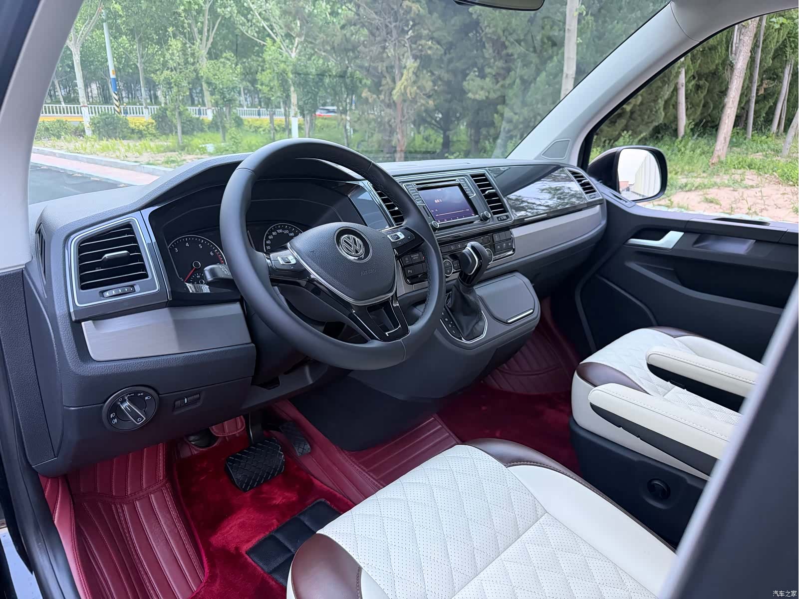 Volkswagen 7, 2020 10