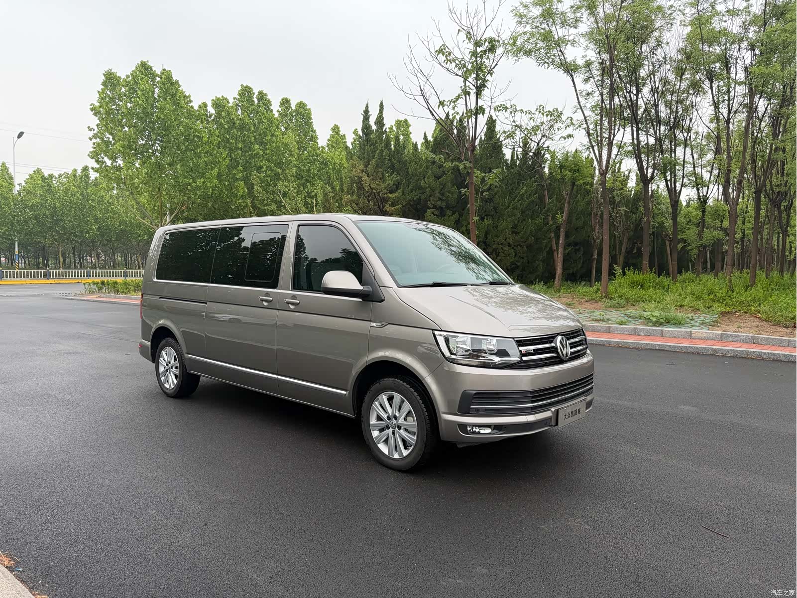 Volkswagen 8, 2017 3