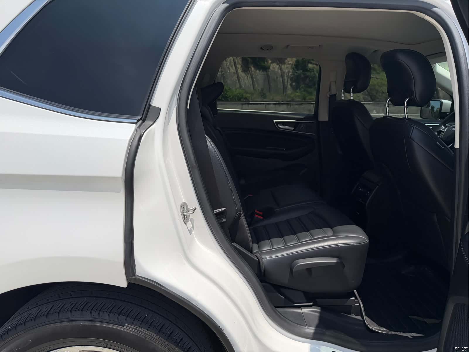 Ford Edge, 2015 11