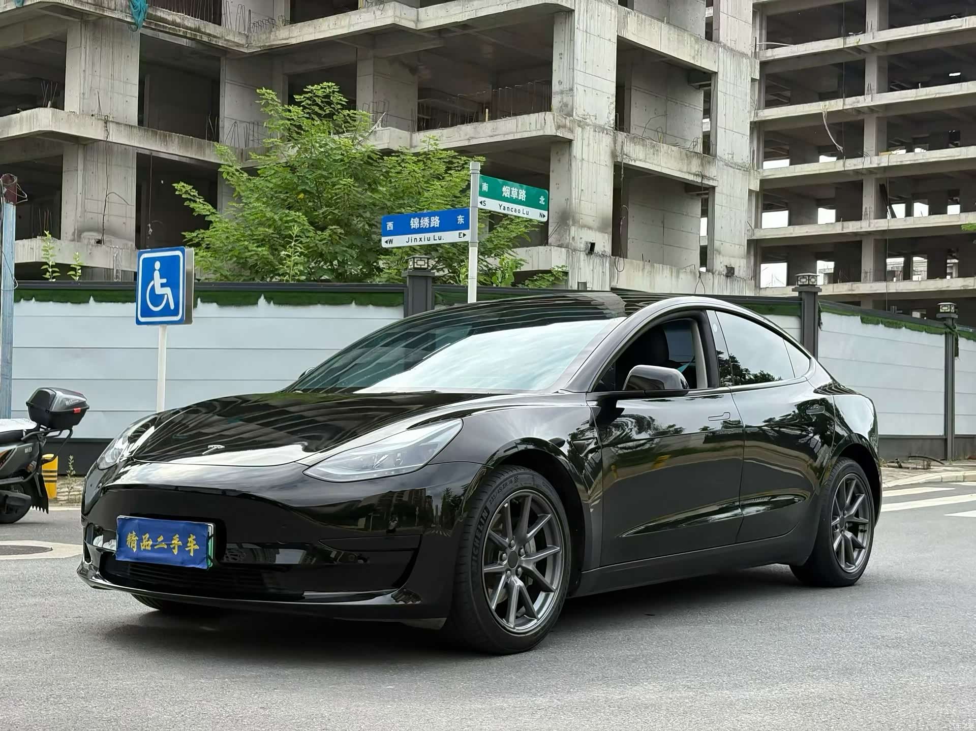 Tesla Model 3, 2024 1