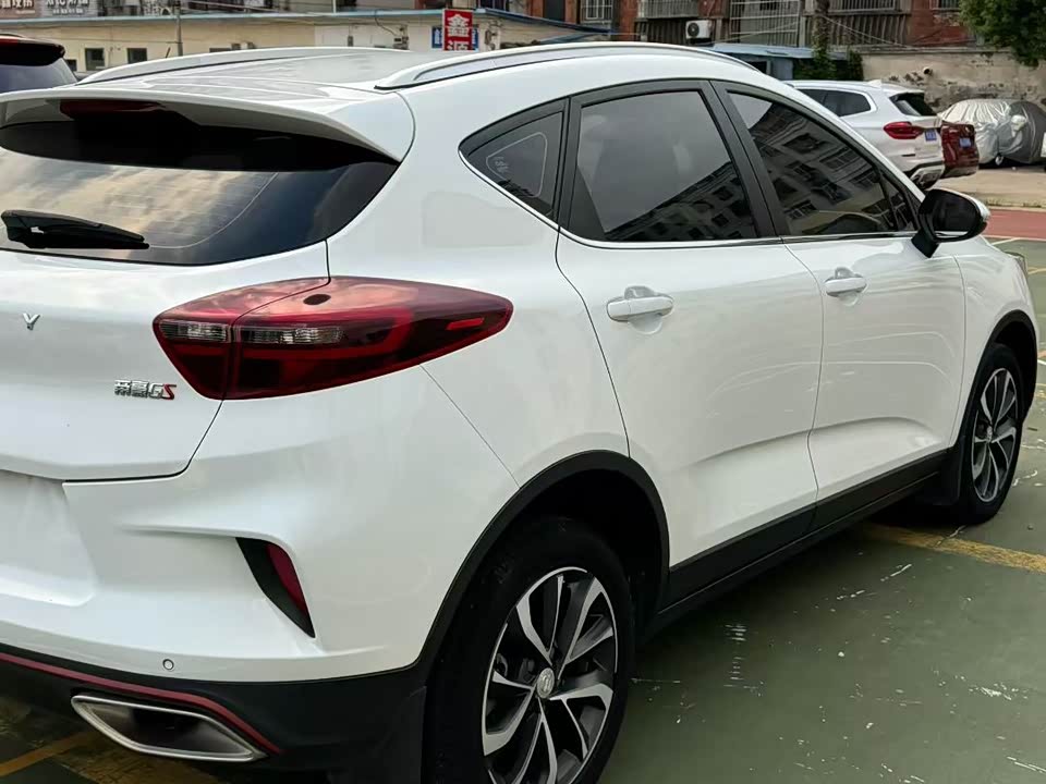 Geely Emgrand GS