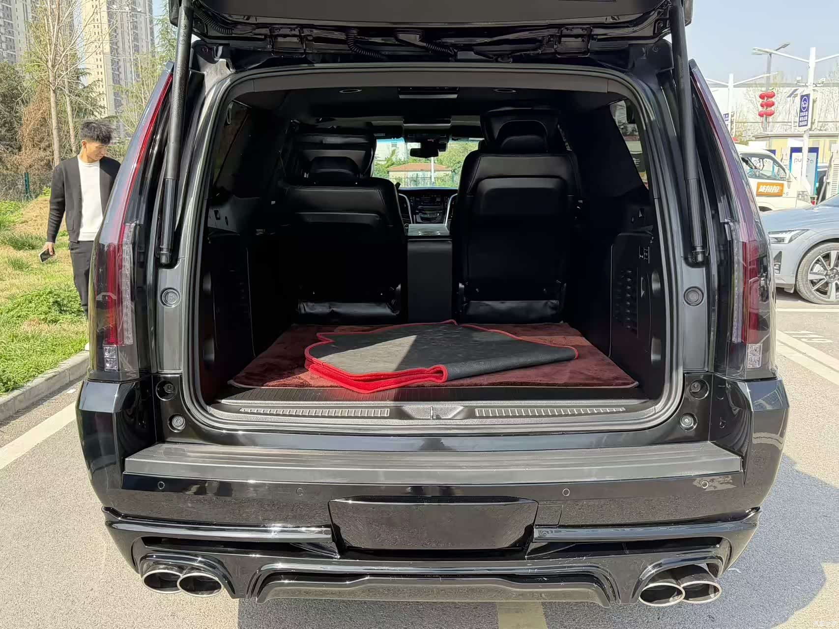 Cadillac Escalade, 2018 все фото