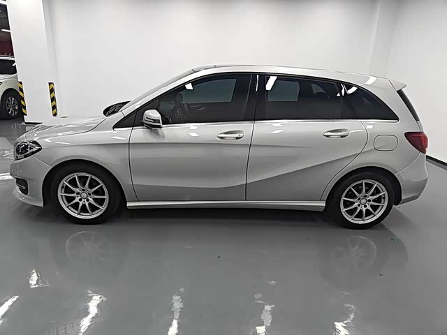 Mercedes-Benz Class B