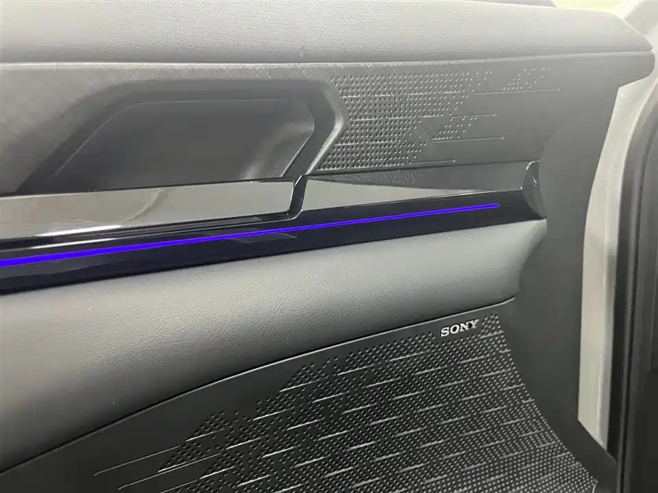 Changan UNI-V Smart iDD