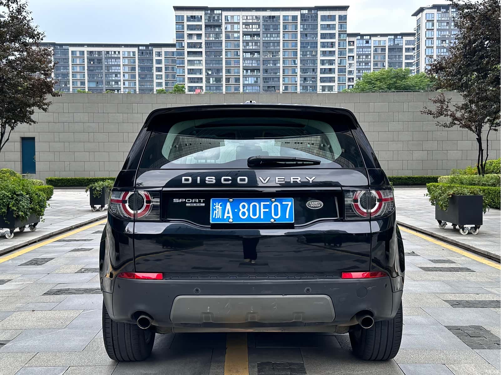 Land Rover Discovery, 2015 все фото