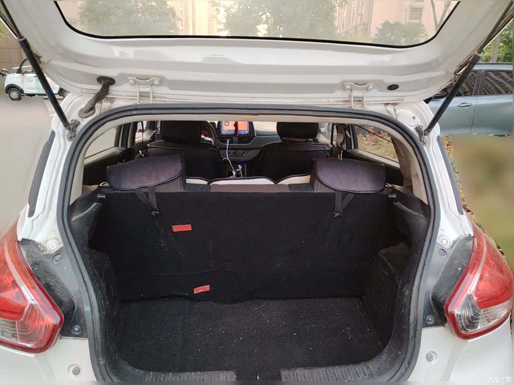 Wuling 310, 2019 10