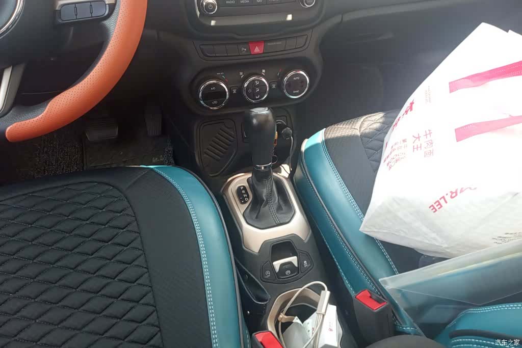 Jeep Renegade, 2016 16
