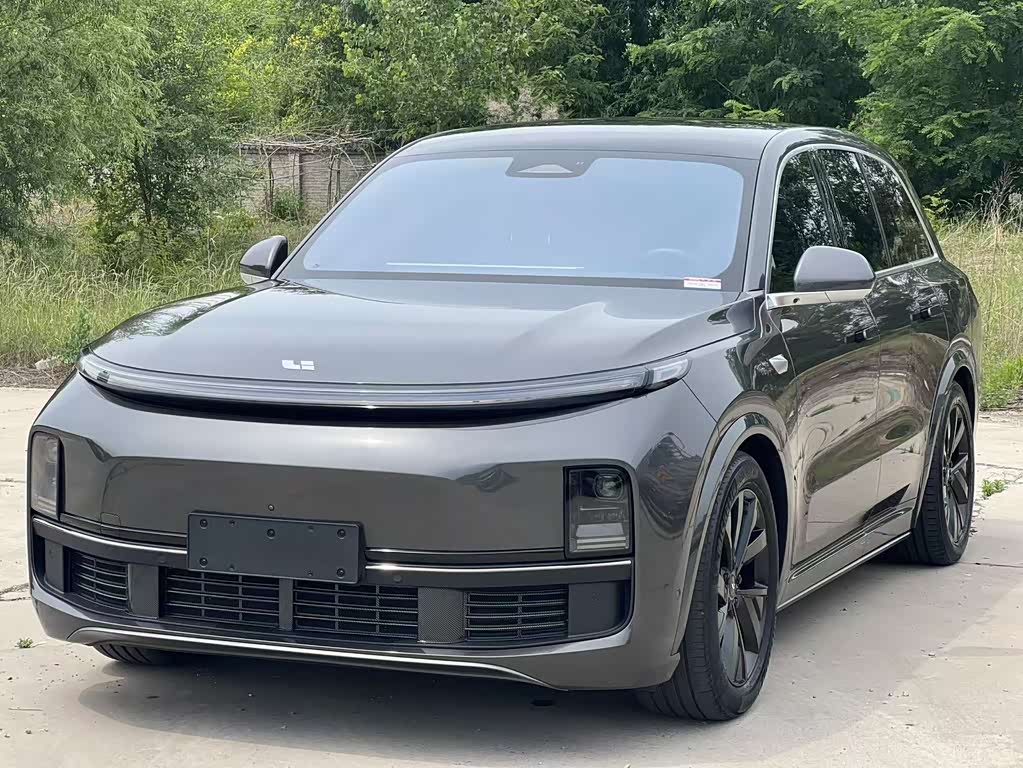 Li Auto L8