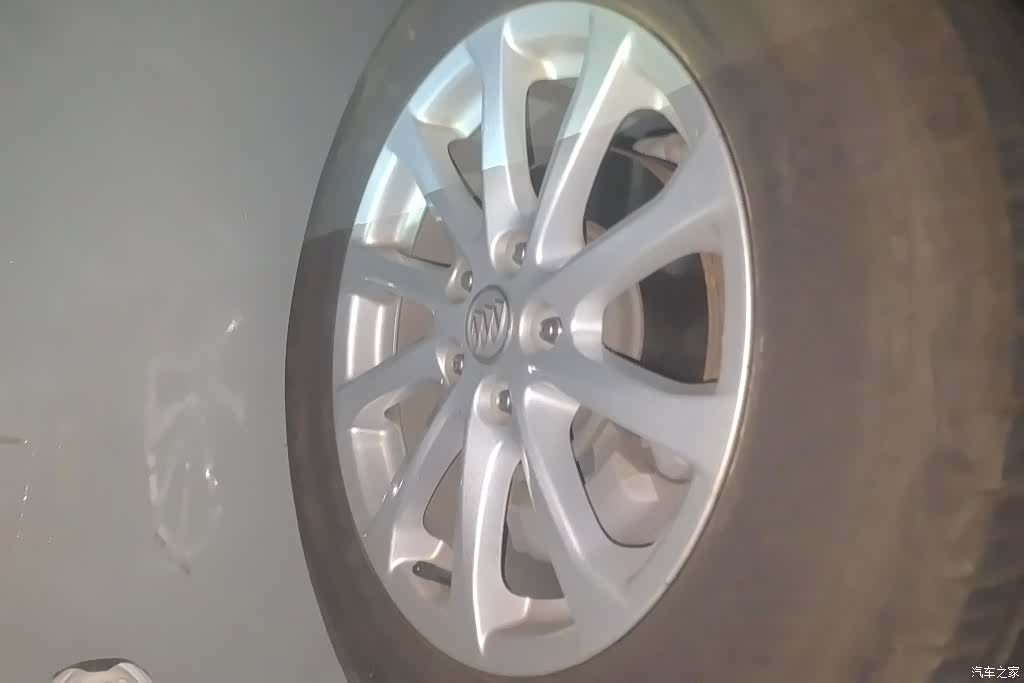 Buick Envision Plus, 2018 6