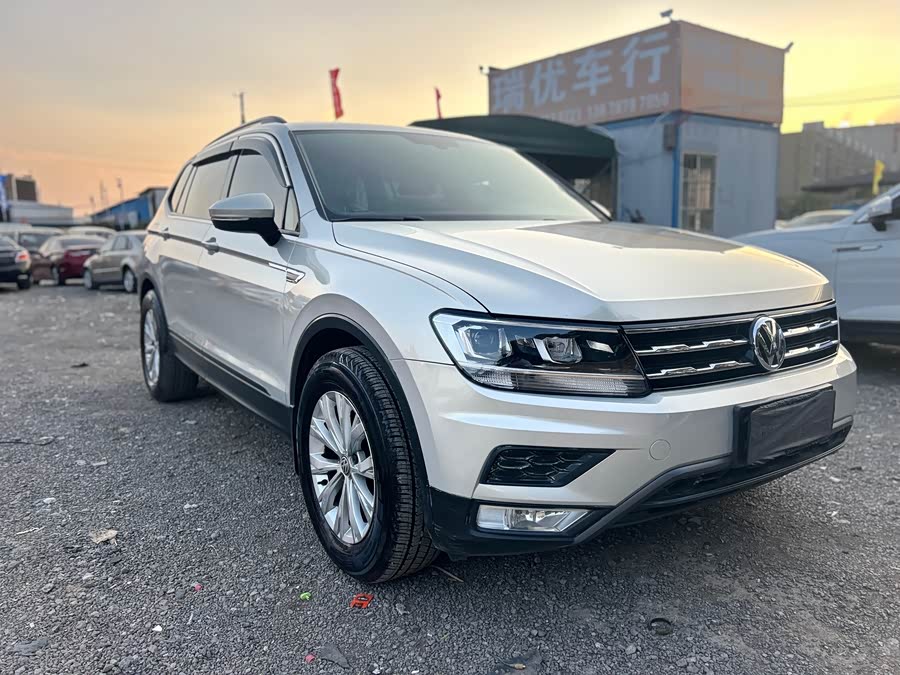 Volkswagen Tiguan L 2017, фото 3