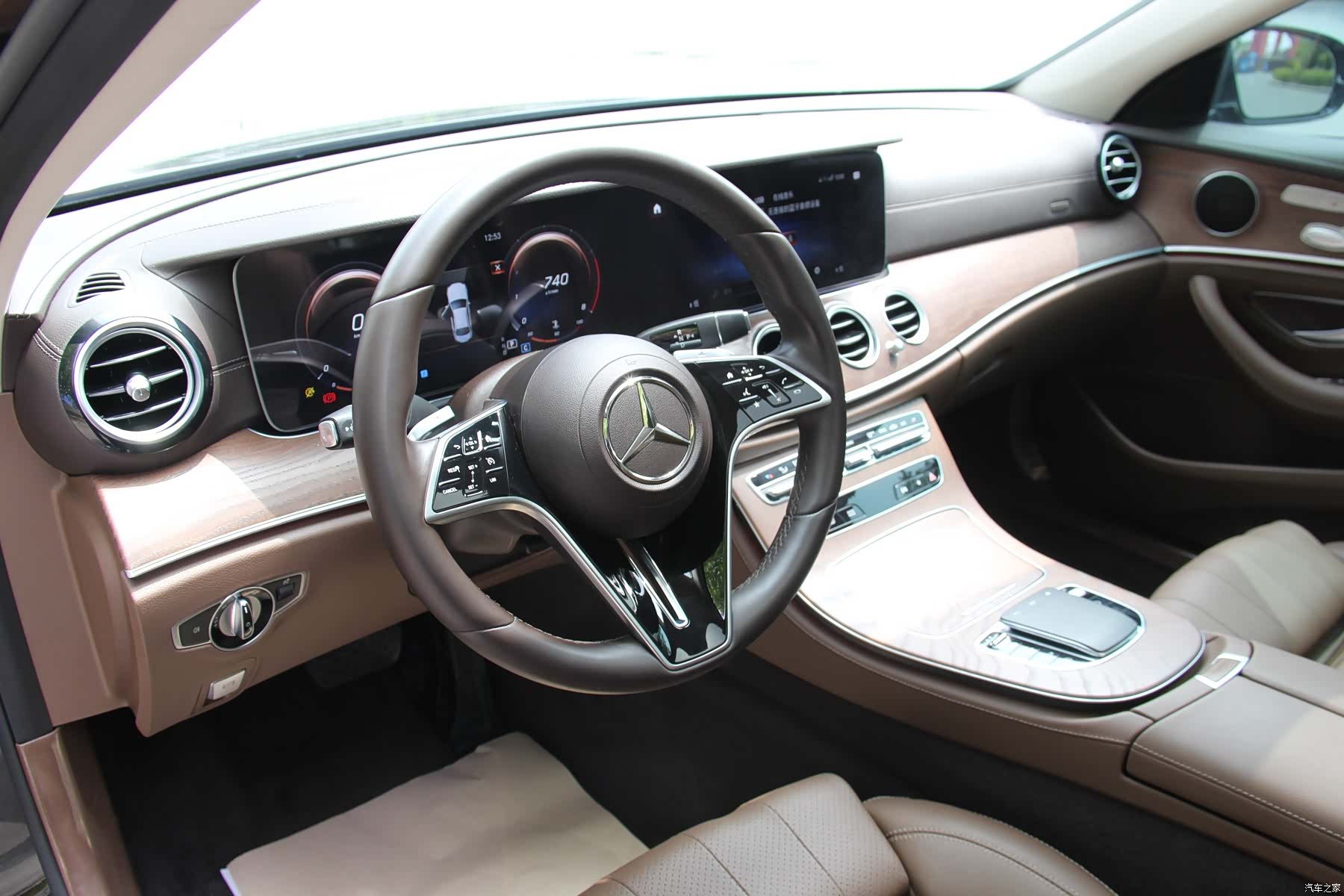 Mercedes-Benz E-Class, 2022 9