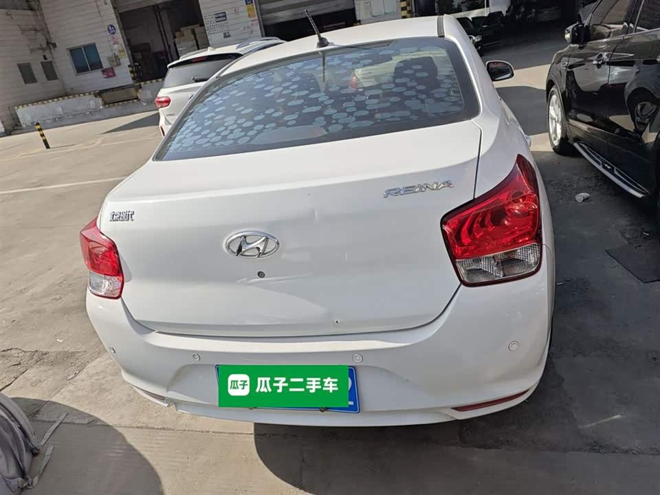 Hyundai Rena