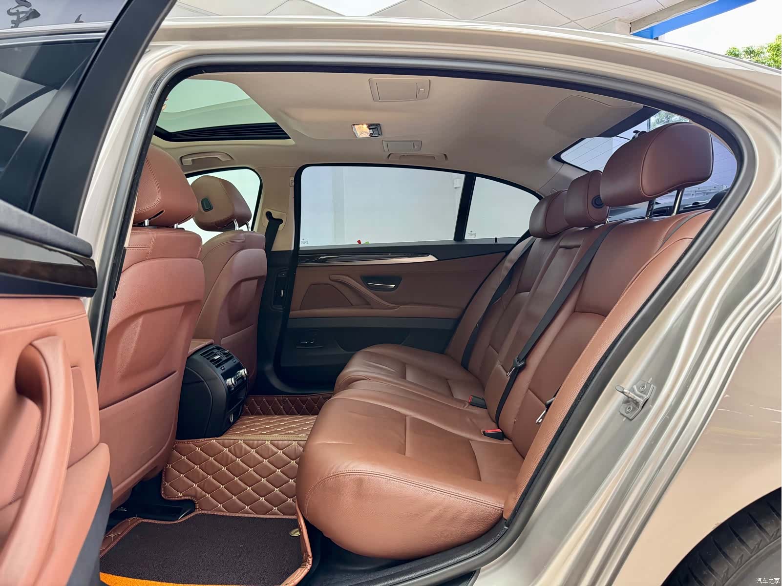 BMW 5 Series, 2016 9